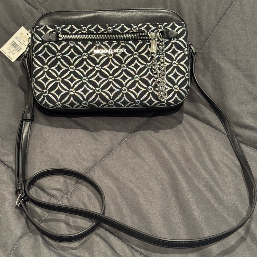 Michael Michael Kors Jet Set Crossbody  NWT